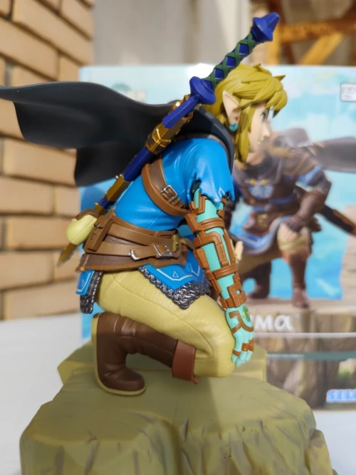 The Legend of Zelda: Tears of the Kingdom FIGURIZMa Link Figure - SEGA
