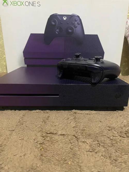 Xbox one s Fortnite edition