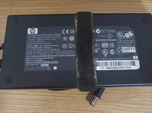 dés chargeur original pour pc portable