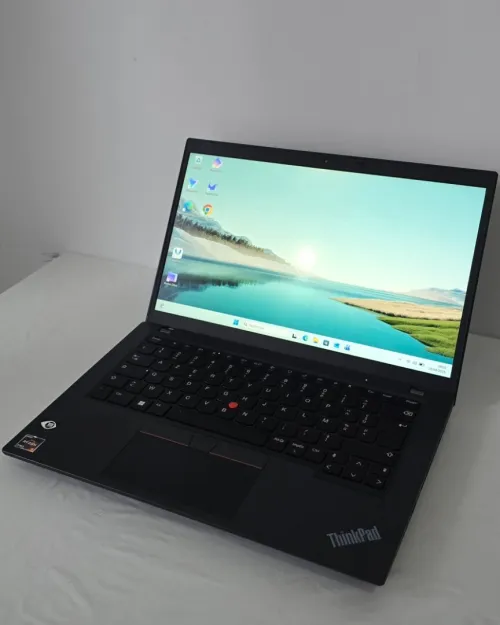 Lenovo thinkpad ryzen 5 pro 5675U