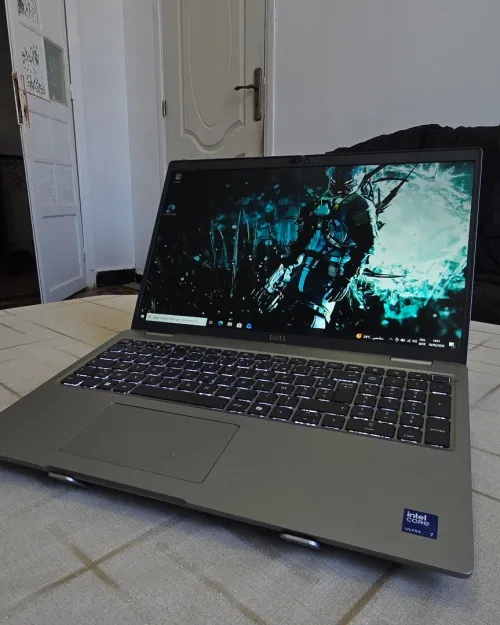 Laptop dell latitude 5550