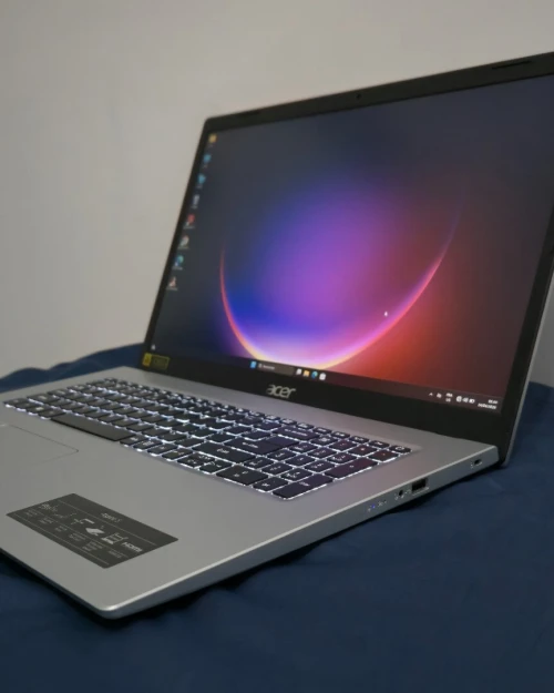 Pc laptop ACER Aspire i7 11em