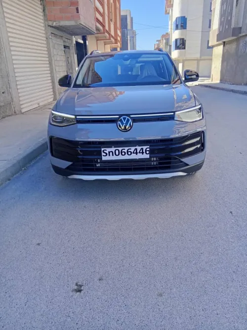 Volkswagen Tahru 2025 XR