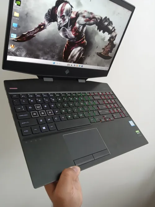 HP OMEN 15 I7 9750H NVIDIA RTX 2060 6GB RAM 16GB SSD 512GB
