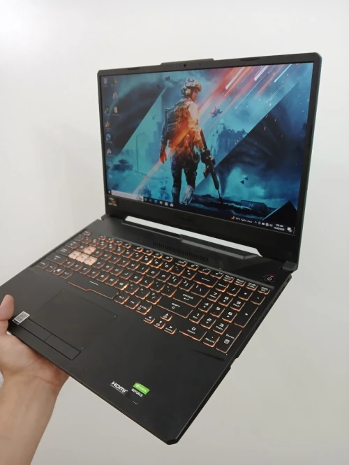 ASUS TUF Gaming A15 Couleur Blue AMD RYZEN 7 4800H NVIDIA RTX 2060 RAM 16GB 512GB SSD