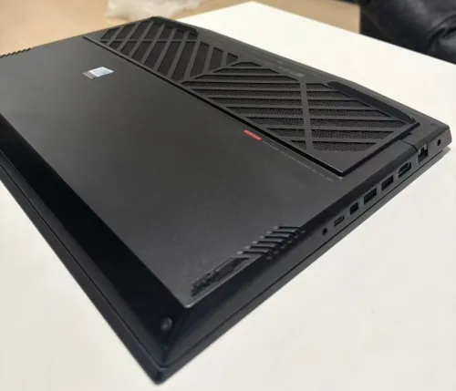 HP OMEN 15 GAMING RTX 2060 6GB I7 9750H RAM 16GB SSD 512GB