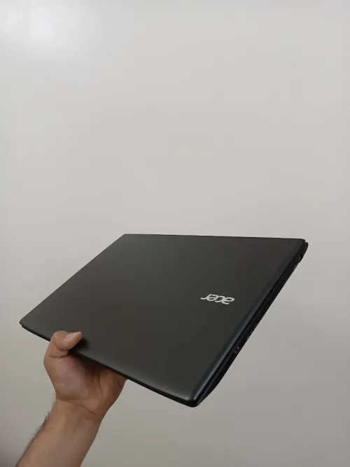 ACER Aspire E5-575G I7 7500U NVIDIA Geforce GTX 950 RAM 8GB SSD 256GB
