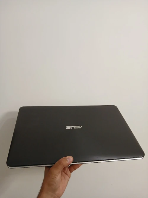 ASUS X751LX I7 5500U RAM 8GB SSD 256GB 17Pouce