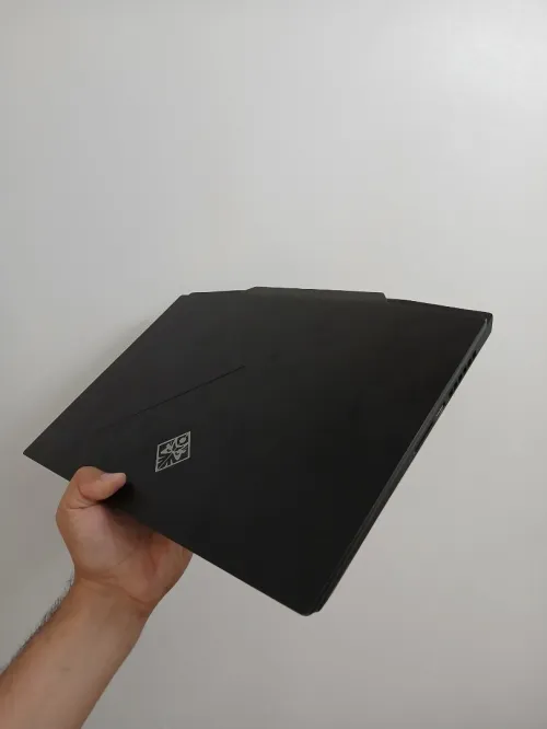 HP OMEN 15 I7 9750H NVIDIA RTX 2060 RAM 16GB SSD 512GB