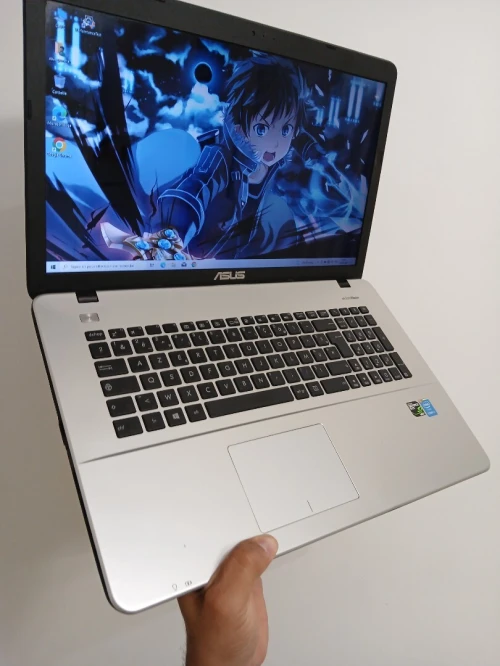 ASUS X751LX I7 5500U RAM 8GB SSD 256GB 17Pouce