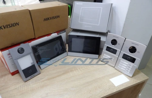 Kit Vidéophone (visiophone, interphone vidéo) Basé sur IP HIKVISION KIS604-P