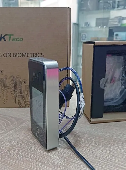 Terminal de contrôle d'accès et pointage ZKTeco Speedface V3L-LITE, Faciale et carte