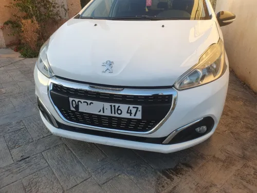 Peugeot 208 2016 Access Facelift