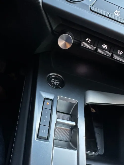 Peugeot 308 2024 First Edition