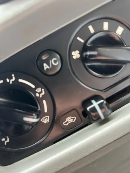 Suzuki Alto 2013 Base clim