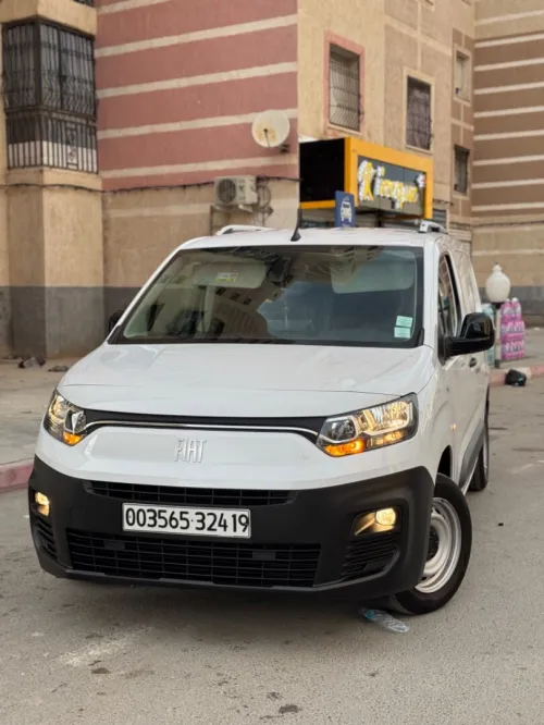 Fiat Doblo 2024 Italien