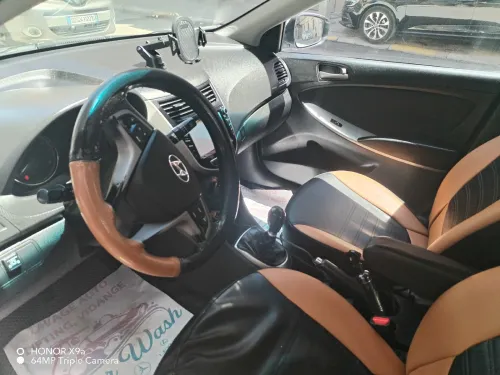Hyundai Accent RB  5 portes 2018 Préstige