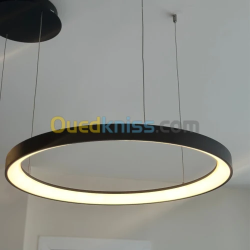 ALMA : Lustre Pendent