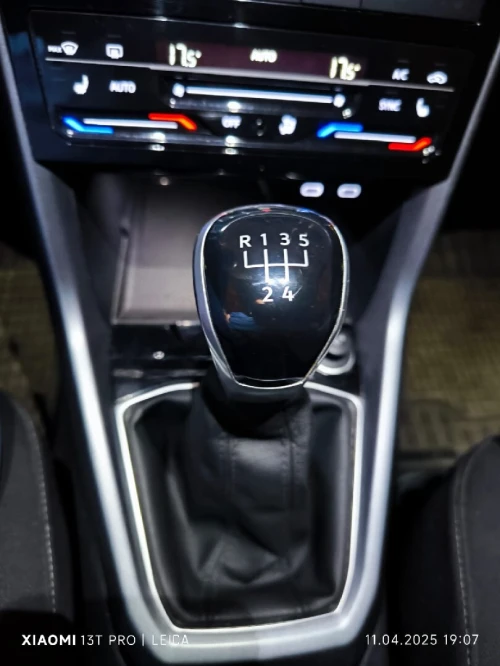Volkswagen T-Roc 2022 Active