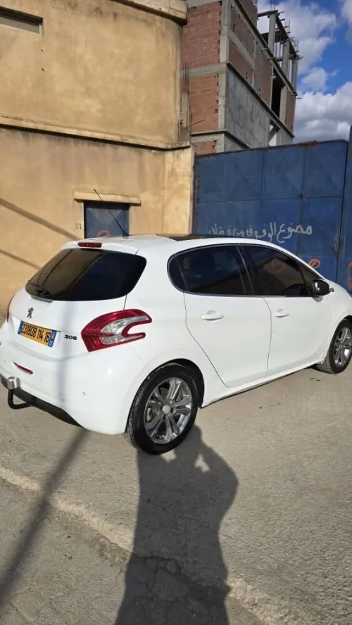 Peugeot 208 2014 Allure