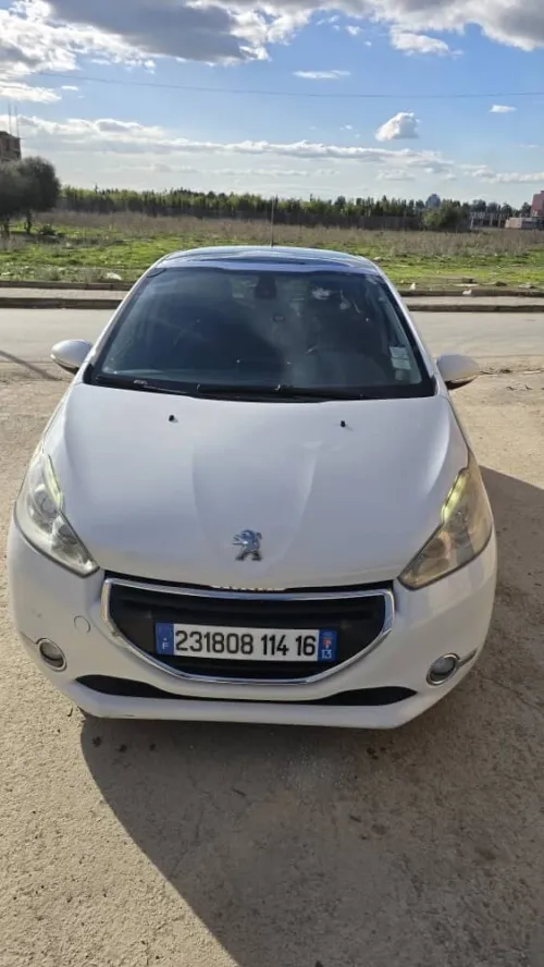 Peugeot 208 2014 Allure