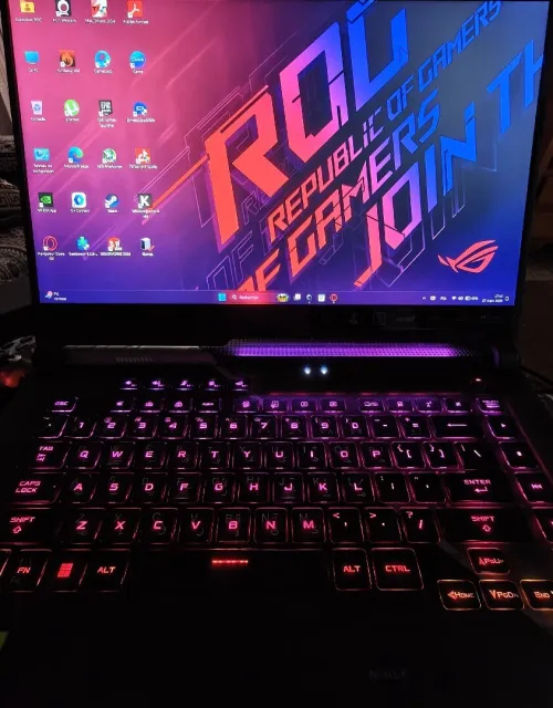 Asus ROG Strix scar 15