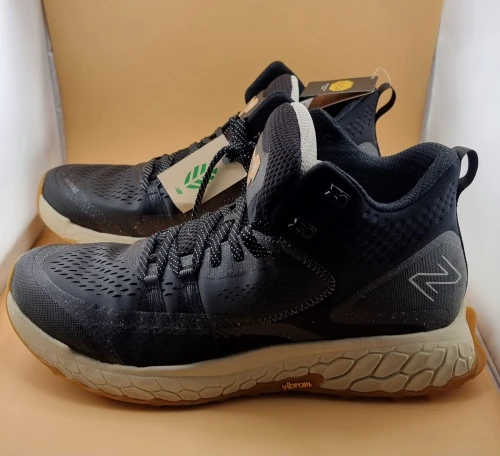 New Balance Fresh Foam X Hierro HIERRO MID Ref MTHIMCBB - Original اصلية - P 47 / 30.5 CM