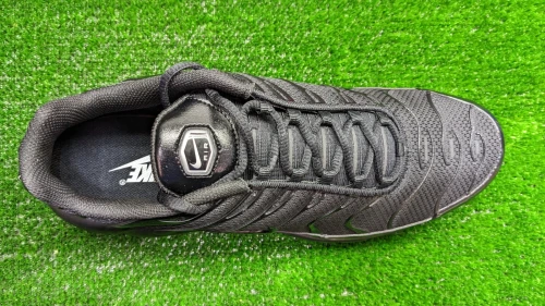 Nike Tn Air Max Plus black/black/black - Ref 604133-050- اصلية Original  47 / 30.5 Cm