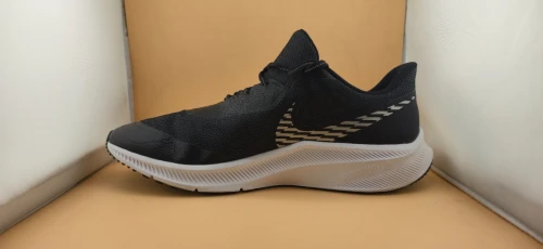  Nike Quest 3 Shield - CQ8894-001 - Original اصلية - Pointure 47 / 30.5 Centimètre
