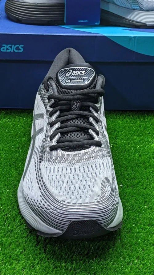 Asics GEL-NIMBUS 21 PLATINUM - 1011A709-020 - Original اصلية - Pointure 48 / 30.5 CM