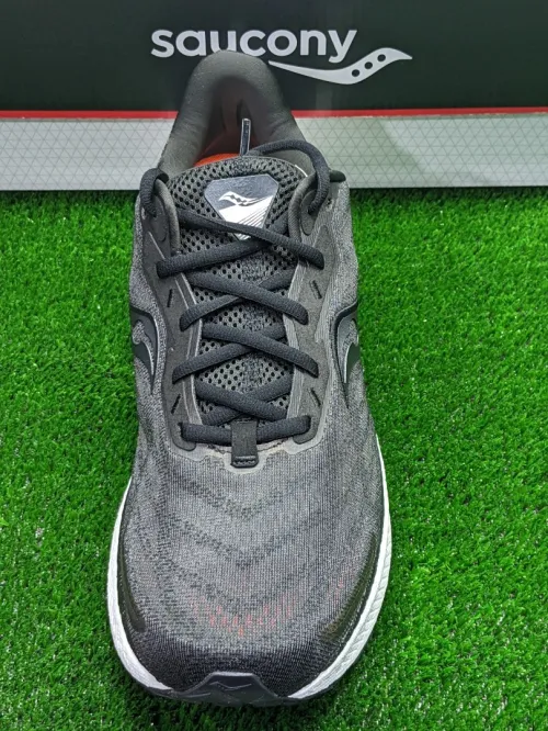 Saucony Triumph 19 - Ref S20678-10 - Original اصلية - Pointure 46.5 / 30 CM