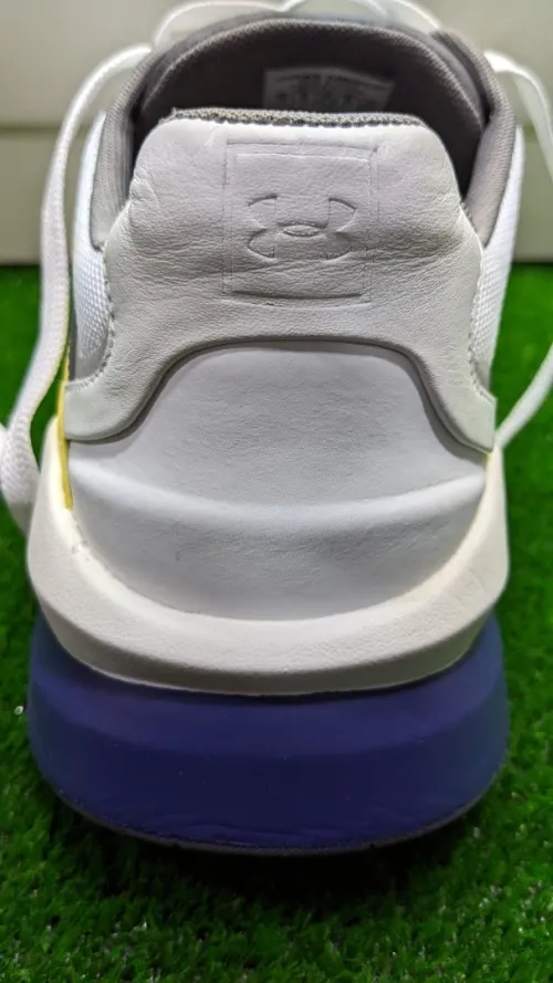 Under Armour UA Forge 96 Track  - Original اصلية - Pointure 47 / 31 CM