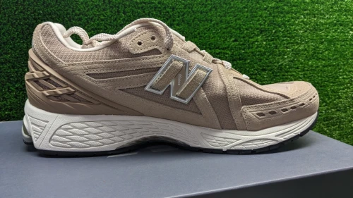 New Balance 1906R Ref M1906RV - Original اصلية - Pointure 46.5 / 30 Centimètre