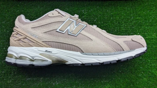 New Balance 1906R Ref M1906RV - Original اصلية - Pointure 46.5 / 30 Centimètre
