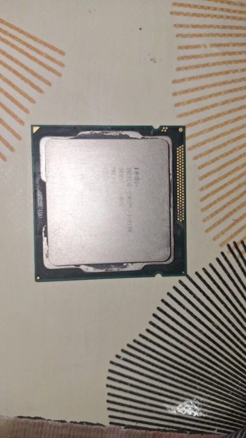 i3 2100 2eme generation + 4GB ram DDR3 1333Mhz