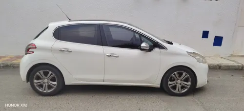 Peugeot 208 2013 Allure