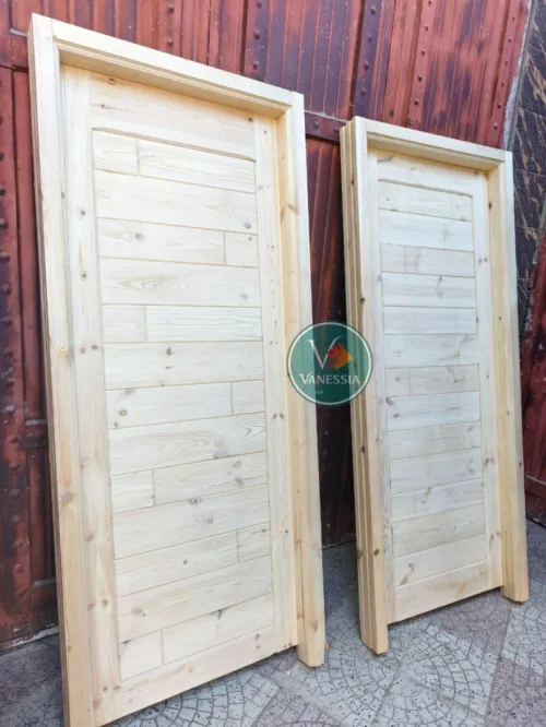 Porte chambre avec cadre bois rouge