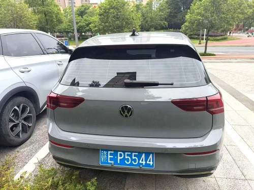 Volkswagen Golf 8 2025 R-Line