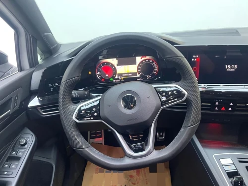 Volkswagen Golf 8 2025 R-Line Lite edition