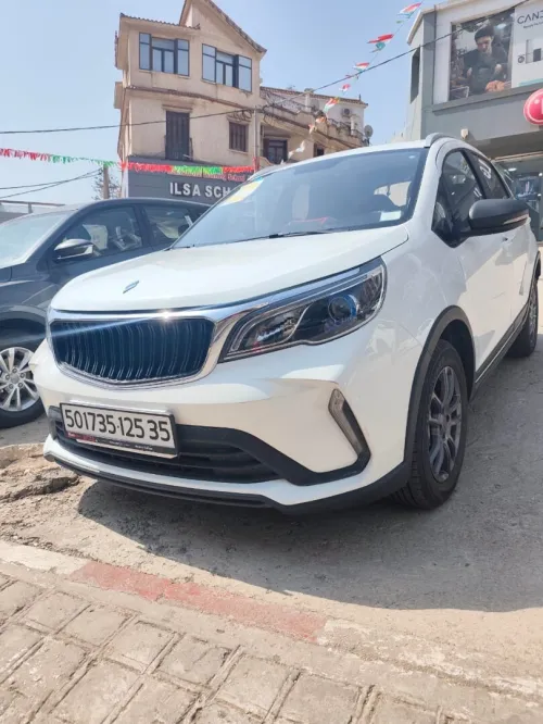 Geely Livan x3pro 2025 