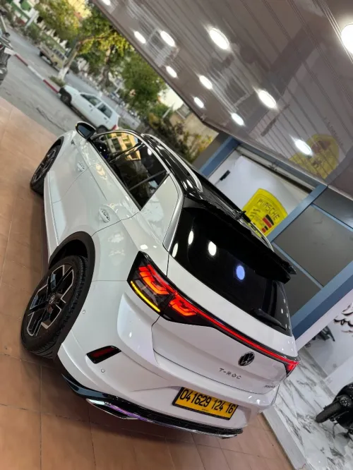 Volkswagen T-Roc 2024 R-Line 