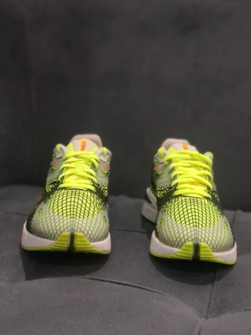 Bakset nike dorigine  affaire par rapport. son prix originaire