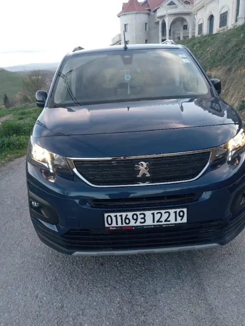 Peugeot Partner 2022 Rifter