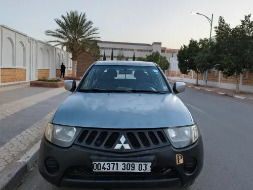 Mitsubishi L200 2009 Doube cabine Evolution