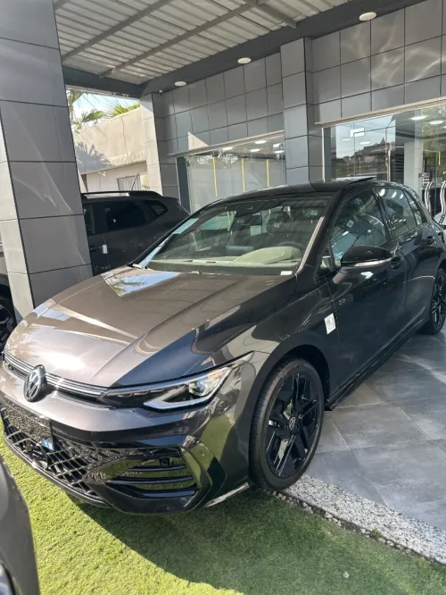 Volkswagen Golf 8 2025 R Black Edition 