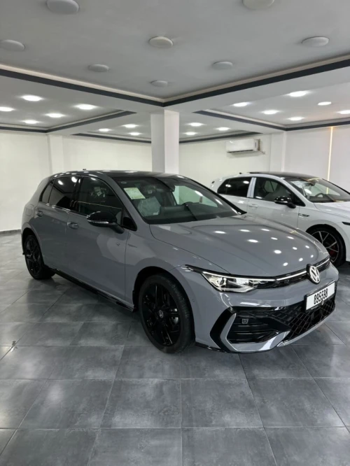 Volkswagen Golf 8 2025 R Black Edition 