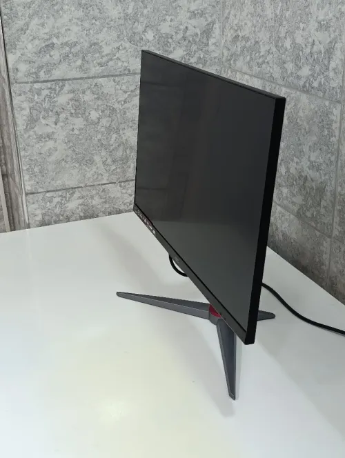 MONITEUR AOC 2K 155HZ 27 POUCE IPS 1MS ETAT 10/10 ORAN