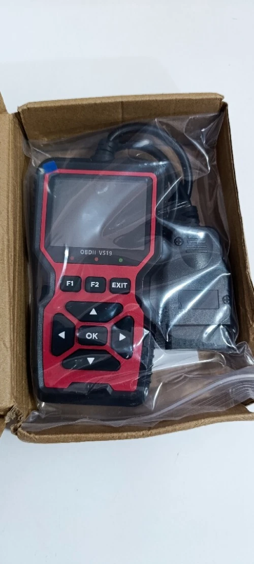 SCANNER AUTO OBDII V 519 NEUF