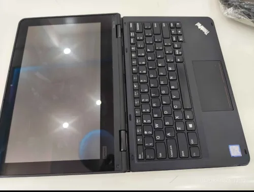Lenovo Yoga e11