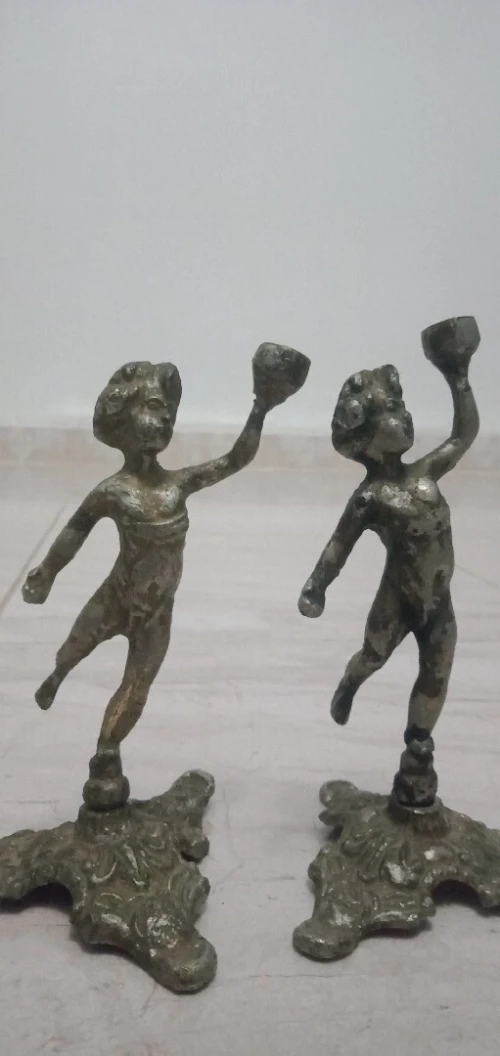 Bougeoir en bronze antique للتواصل 
